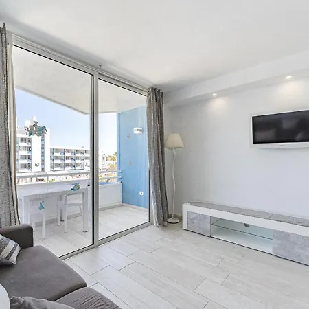 32 Green Park Fabulous And Pool Apartmán *